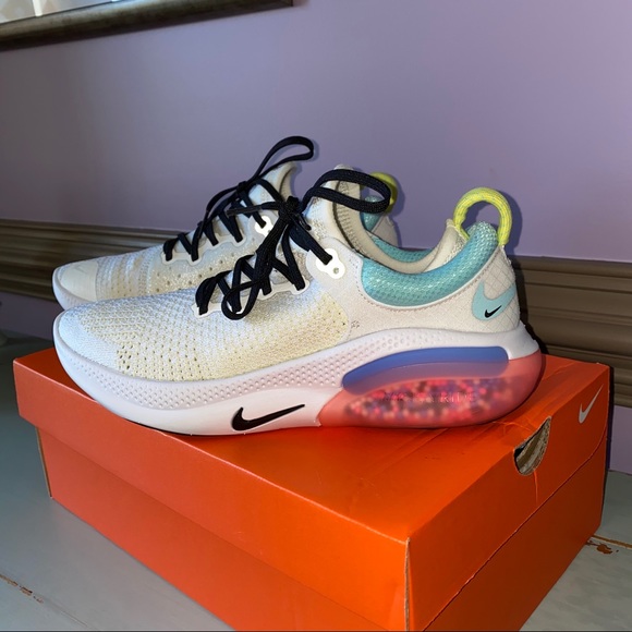 wmns nike joyride run fk